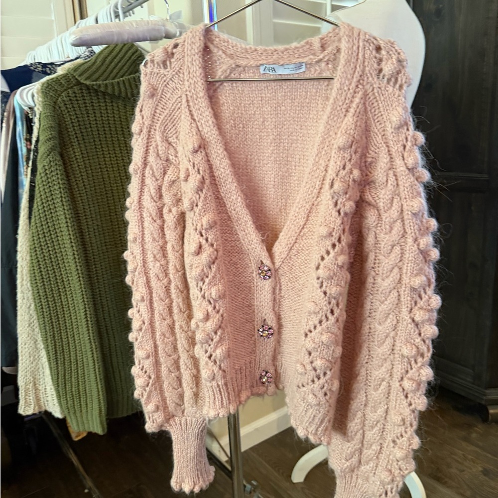 Zara Blush Pink Fuzzy Cable Knit Cardigan with Cute Buttons - Picture 6 of 16